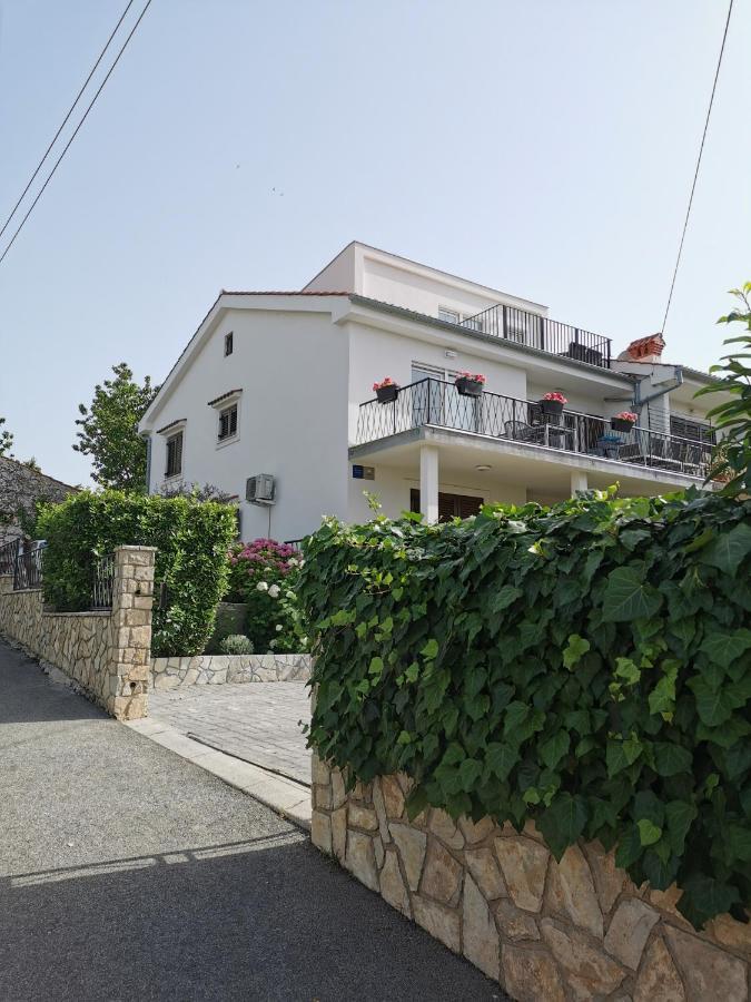 Apartment Sara نجيفيش المظهر الخارجي الصورة