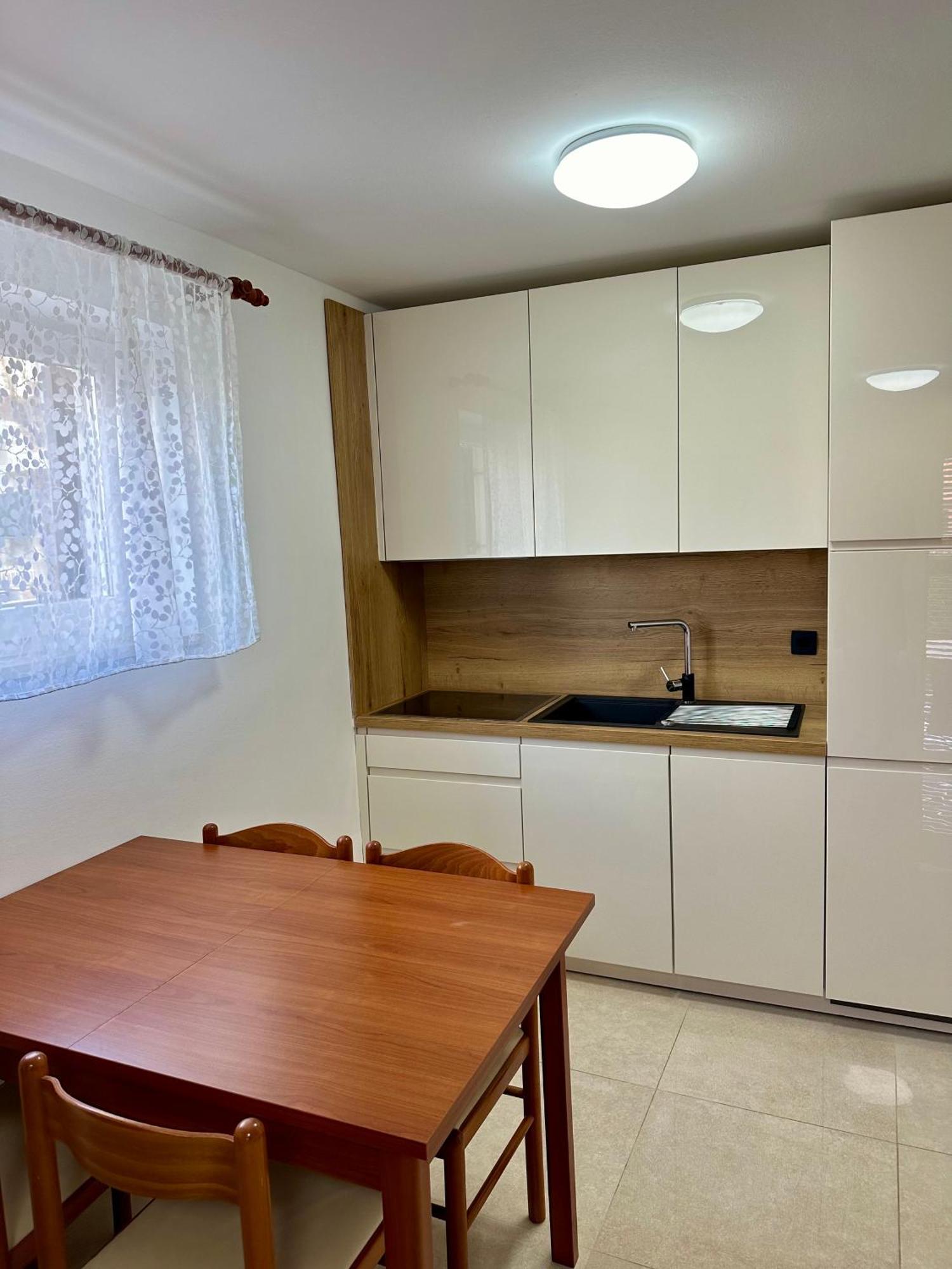 Apartment Sara نجيفيش المظهر الخارجي الصورة